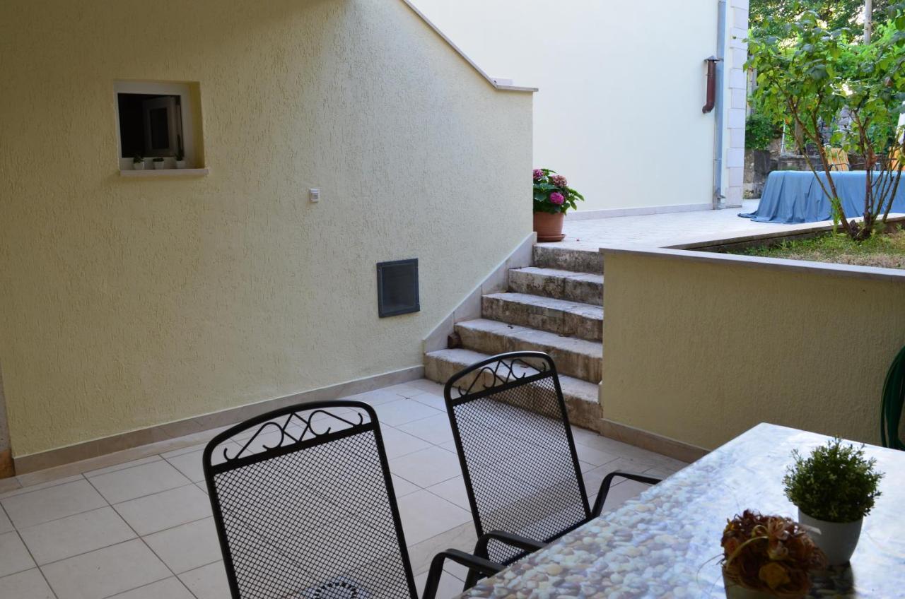 Apartment Bona *